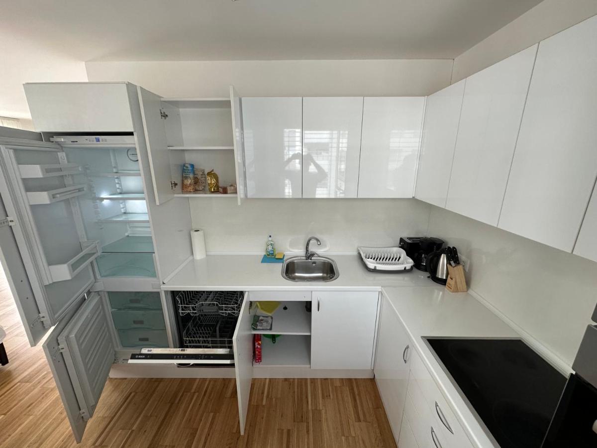 Hauptbahnhof Ferienwohnung Am Park فيينا المظهر الخارجي الصورة