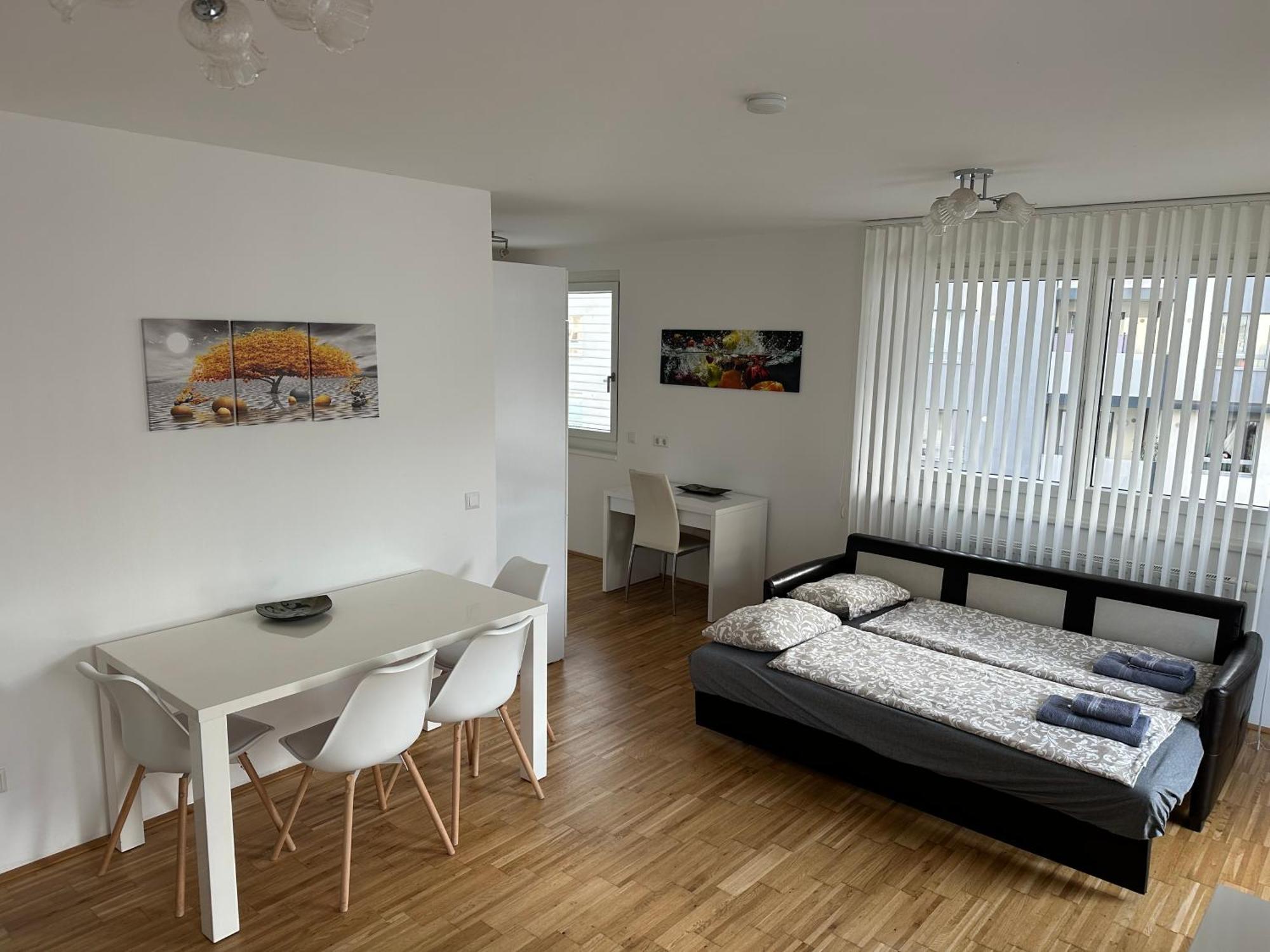 Hauptbahnhof Ferienwohnung Am Park فيينا المظهر الخارجي الصورة